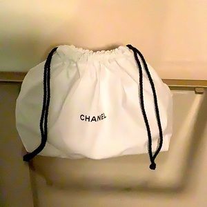 Chanel dust cover🌸